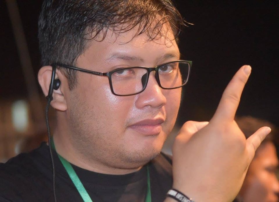 Perkenalan Dengan CMS Ini